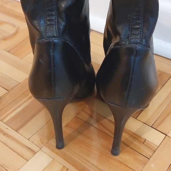 Guess ancle boots socks style high heels size 7M - Picture 3 of 8